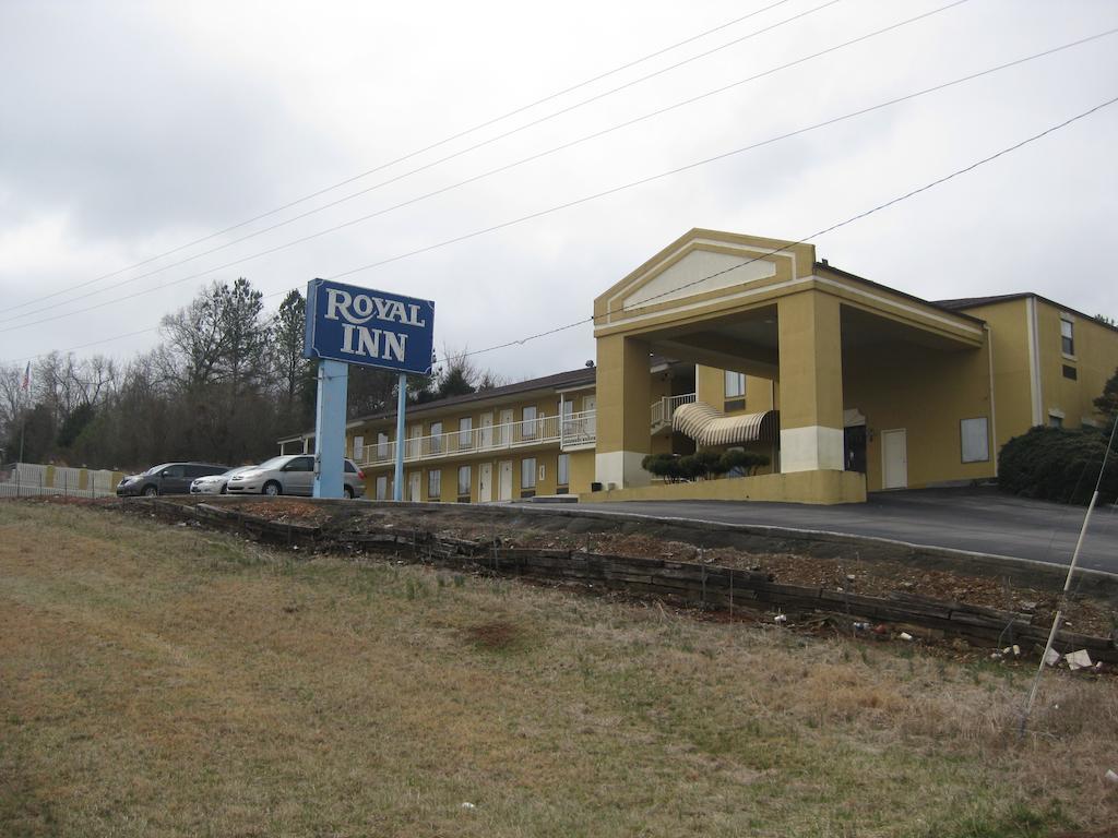 Royal Inn Sparta Bagian luar foto