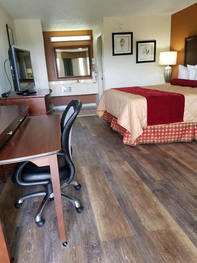 Royal Inn Sparta Bagian luar foto